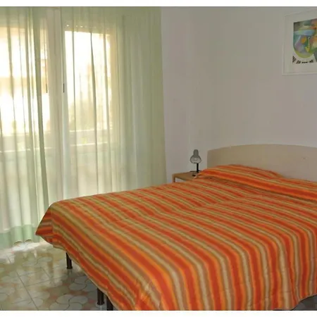 Apartment Ivelca 4 *